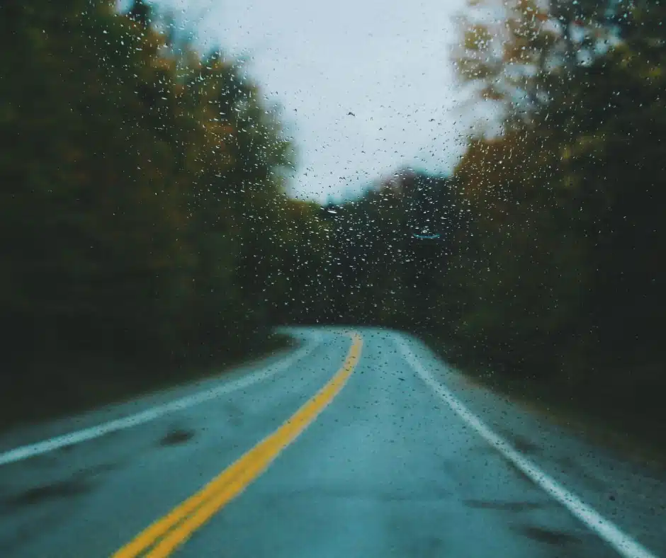 5 tips for driving safe in the rain